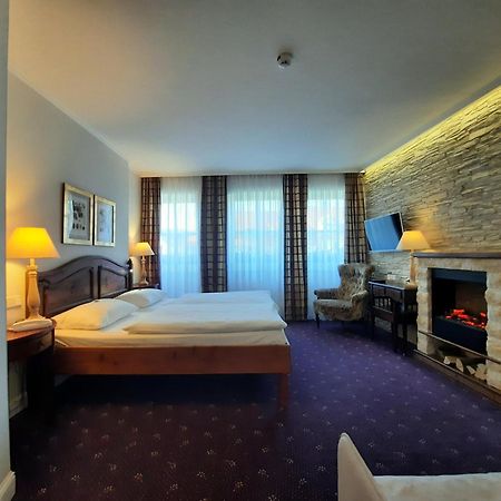 Hotel Unstruttal Freyburg Esterno foto