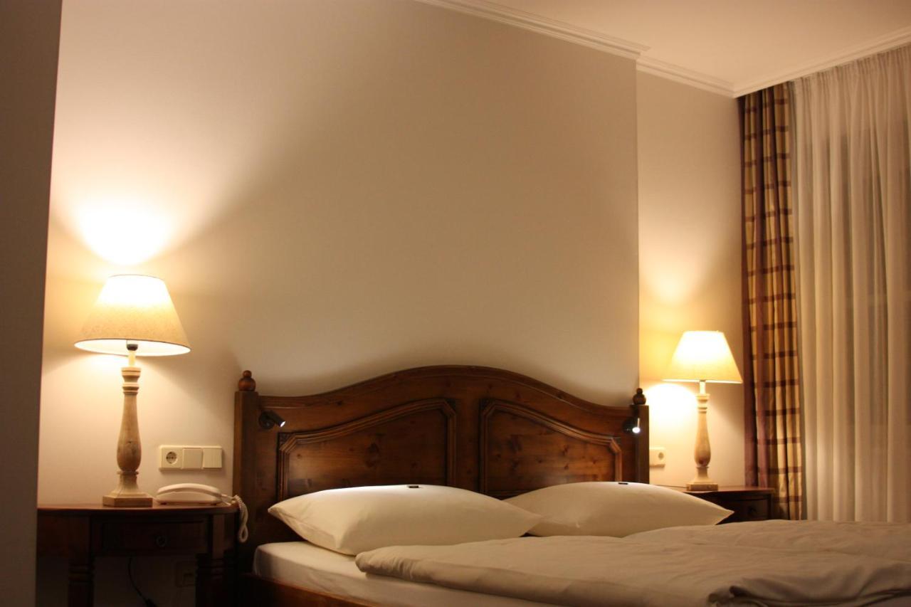 Hotel Unstruttal Freyburg Esterno foto
